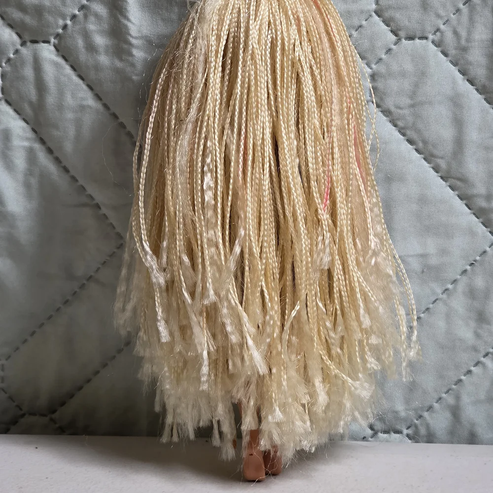 LOL Surprise OMG Series 1 Swag 10" Fashion Doll Loose No Box Blonde Dreads - Picture 7 of 9